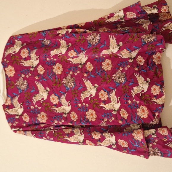 Charming Charlie crane print blouse - Picture 5 of 5